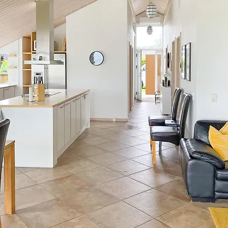 Holiday home 6 Person In Hadsund Haslevgarde
