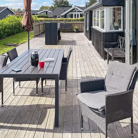 6 Person In Hadsund Holiday home Haslevgarde